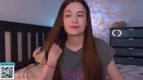 Mia with a big heart  online show from 09-10-25, 10:37