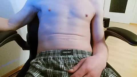 _neverever_ online show from 04-03-26, 07:12