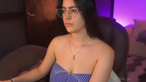 NiniHelp me by giving my show a thumbs up online show from 05-14-26, 11:55