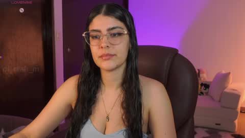 Snapshot of _niah chatting on 05-29-26, 12:52 NiniHelp me by giving my show a thumbs up online show from 05-29-26, 12:52