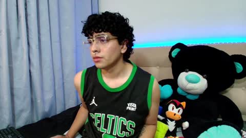 Nicolas online show from 12-16-24, 01:10