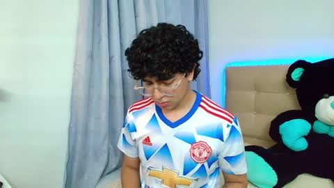 Nicolas online show from 01-04-25, 11:17