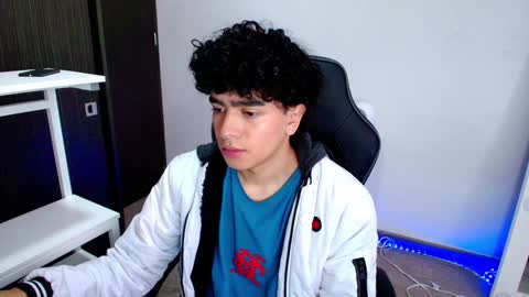 Nicolas online show from 02-04-25, 07:55