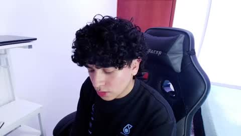 Nicolas online show from 03-07-25, 09:27