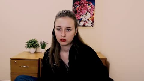 Snapshot of _nicole_new chatting on 01-17-25, 05:51 Nica online show from 01-17-25, 05:51