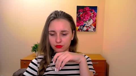 Snapshot of _nicole_new chatting on 03-11-25, 04:29 Nica online show from 03-11-25, 04:29