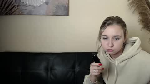 Nica online show from 11-05-25, 11:32