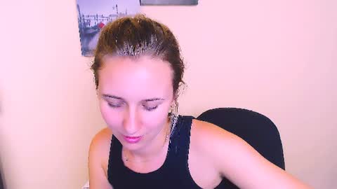 Snapshot of _nicole_new chatting on 07-28-26, 03:21 Nica online show from 07-28-26, 03:21