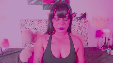 niiky online show from 02-22-25, 12:08