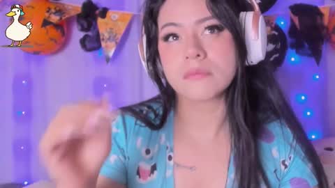 niiky online show from 10-24-25, 12:01