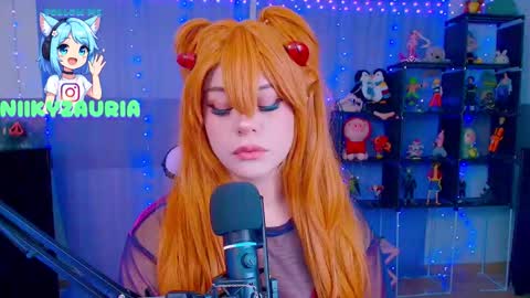 niiky online show from 11-12-25, 11:10