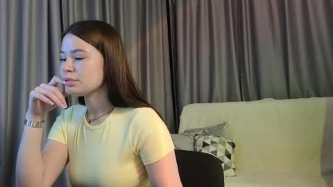 _nikol_cute_ online show from 06-01-26, 01:29