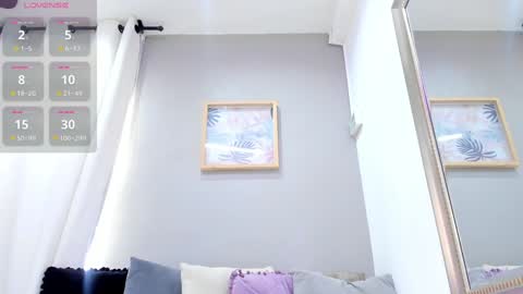 Snapshot of _nina_sweet chatting on 01-16-25, 06:27 online show from 01-16-25, 06:27