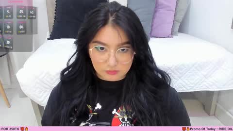 Snapshot of _nina_sweet chatting on 01-27-25, 03:07 online show from 01-27-25, 03:07