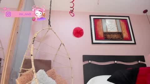 Snapshot of _nina_sweet chatting on 02-15-25, 08:33 online show from 02-15-25, 08:33