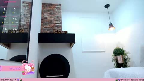 Snapshot of _nina_sweet chatting on 02-20-25, 06:13 online show from 02-20-25, 06:13