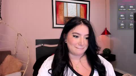 Snapshot of _nina_sweet chatting on 09-24-25, 12:08 online show from 09-24-25, 12:08
