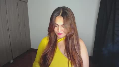 Nina  online show from 12-22-24, 01:45