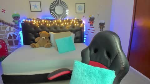 Olivia jones online show from 01-06-26, 11:47