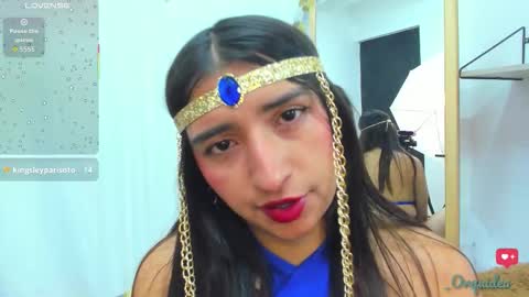 Snapshot of _orquidea_ chatting on 10-01-25, 02:01 Orquidea online show from 10-01-25, 02:01