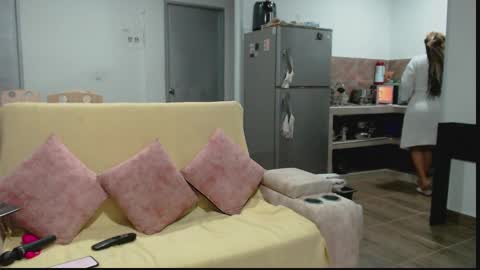 Snapshot of _pamela_milf chatting on 09-11-25, 10:48 Pamenla online show from 09-11-25, 10:48