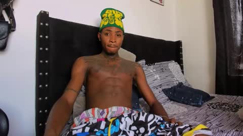 Kevin  online show from 11-08-25, 06:29