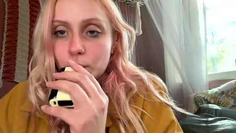 _peaceoutgirlscout_ online show from 10-08-25, 08:28