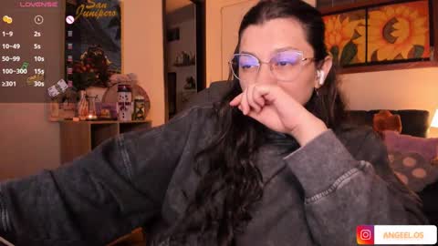 Snapshot of _peach__ chatting on 12-10-24, 06:22 violeta ig online show from 12-10-24, 06:22