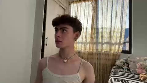 esteban online show from 06-12-26, 10:08