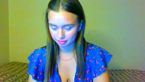 Snapshot of _peony_amazing1jess chatting on 10-22-25, 10:26 Jasminefeelings online show from 10-22-25, 10:26