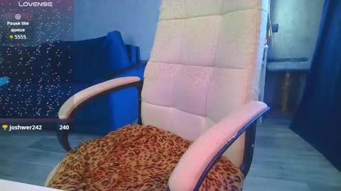 Ilona online show from 05-26-26, 05:36