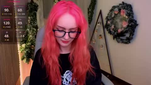 Snapshot of _pink_wassabi_ chatting on 01-08-26, 09:28 Maisie online show from 01-08-26, 09:28