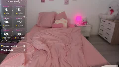 Pinky online show from 06-06-26, 09:14