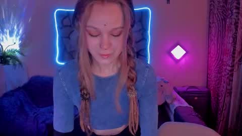 Snapshot of _pornunicorn chatting on 11-16-25, 02:17 pornUnicorn online show from 11-16-25, 02:17