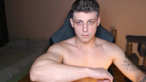 Vampire online show from 07-26-26, 03:14