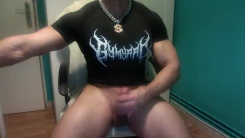 Snapshot of _r__o__b______ chatting on 01-19-25, 10:17 Demon Rob online show from 01-19-25, 10:17