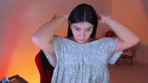 Snapshot of _rachell1 chatting on 09-28-25, 03:45 Stefany online show from 09-28-25, 03:45