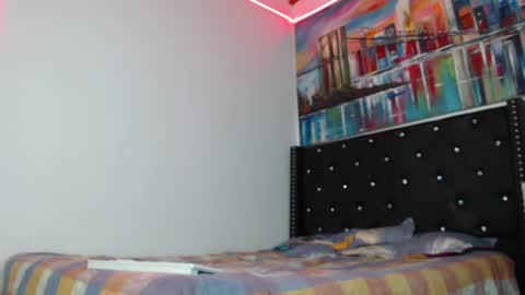 Snapshot of _ravenna_ chatting on 04-19-26, 01:27 Samara Romero online show from 04-19-26, 01:27