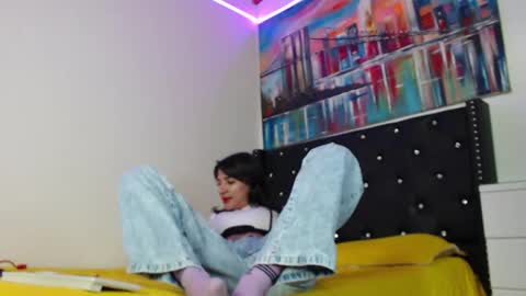 Snapshot of _ravenna_ chatting on 04-23-26, 01:29 Samara Romero online show from 04-23-26, 01:29