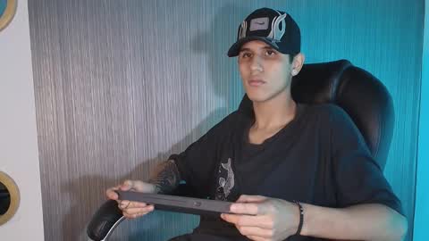 wav online show from 10-13-25, 06:46