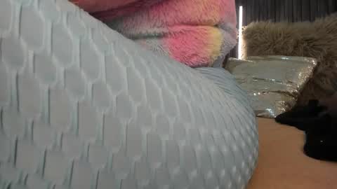 rebecca online show from 01-09-26, 01:58