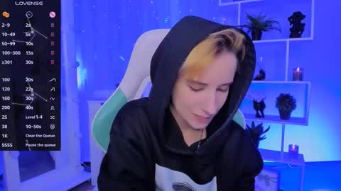 Rein online show from 03-10-26, 05:18