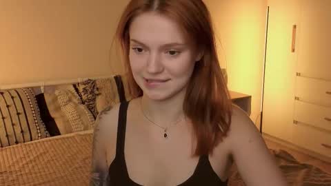 Snapshot of _reverse_gang_ chatting on 09-16-25, 12:50 LISSAPVT IS OPEN online show from 09-16-25, 12:50