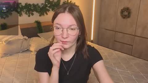 Snapshot of _reverse_gang_ chatting on 11-28-25, 05:59 LISSAPVT IS OPEN online show from 11-28-25, 05:59