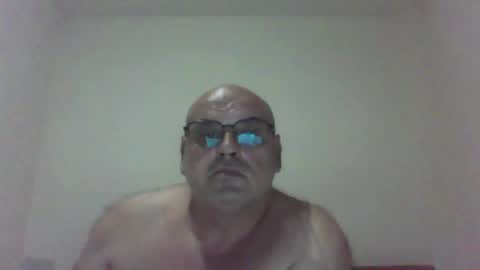 Snapshot of _reyi chatting on 07-19-26, 06:28 REY online show from 07-19-26, 06:28