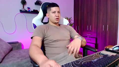 Roberto online show from 03-01-25, 12:56