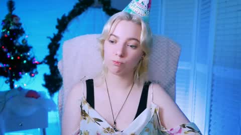 Snapshot of _rockstone_ chatting on 12-22-24, 07:22 Rock stone online show from 12-22-24, 07:22