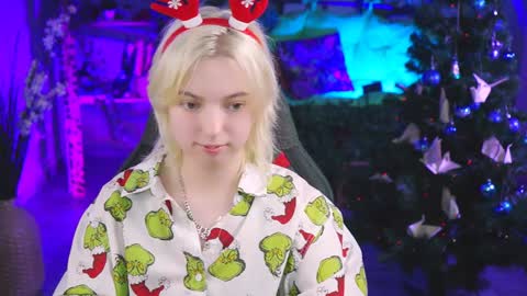 Snapshot of _rockstone_ chatting on 12-25-24, 10:39 Rock stone online show from 12-25-24, 10:39