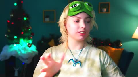 Snapshot of _rockstone_ chatting on 01-10-25, 07:14 Rock stone online show from 01-10-25, 07:14