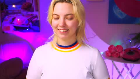 Snapshot of _rockstone_ chatting on 01-19-25, 07:15 Rock stone online show from 01-19-25, 07:15